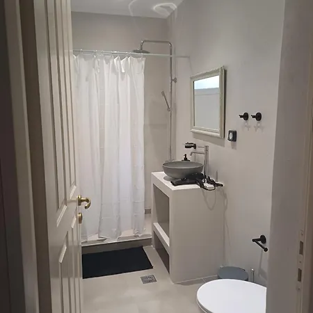 Dios Apartment